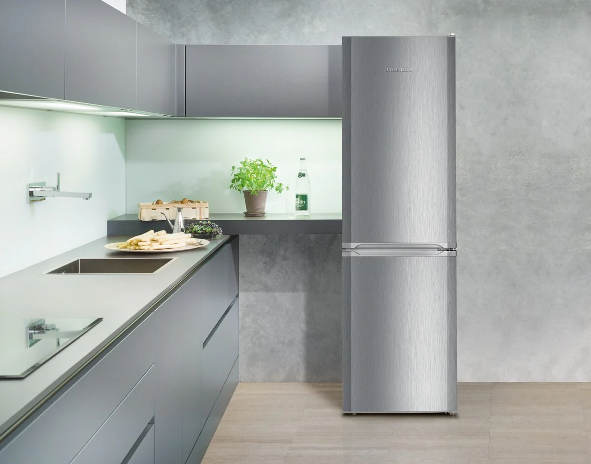 Liebherr Freestanding Fridge Freezer CUELE3331 - Silver - Image 7