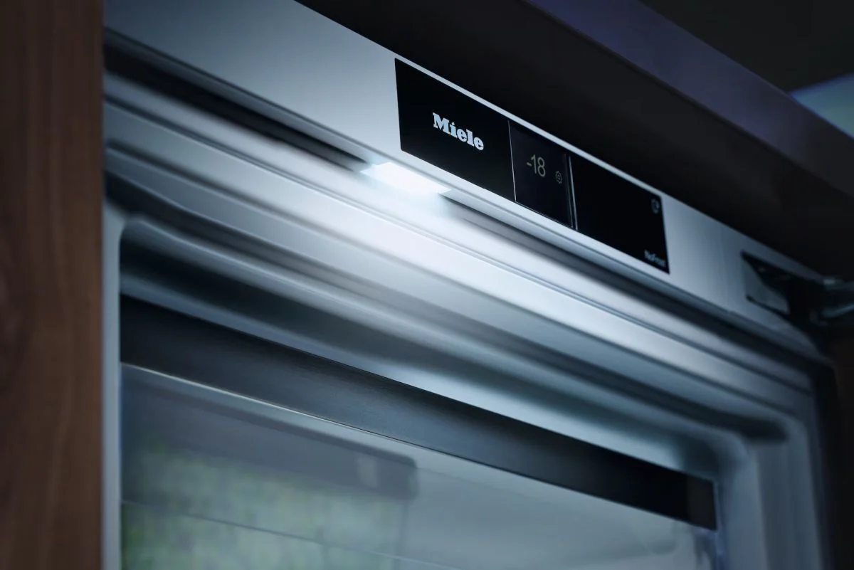 Miele Built In Upright Freezer Frost Free FNUS7040D - Fully Integrated - Image 5