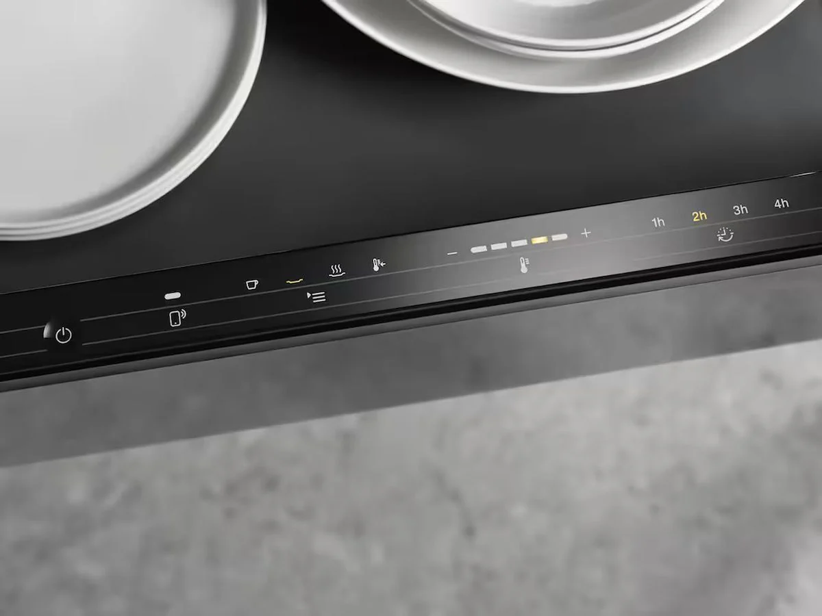 Miele Warming Drawer ESW7010-MB - Matt Black - Image 4