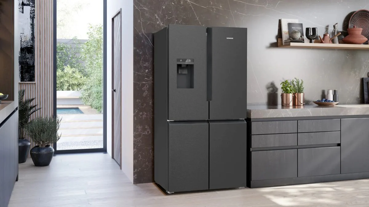 Siemens Freestanding American Style Refrigeration KF96DPXEA - Black Steel - Image 3